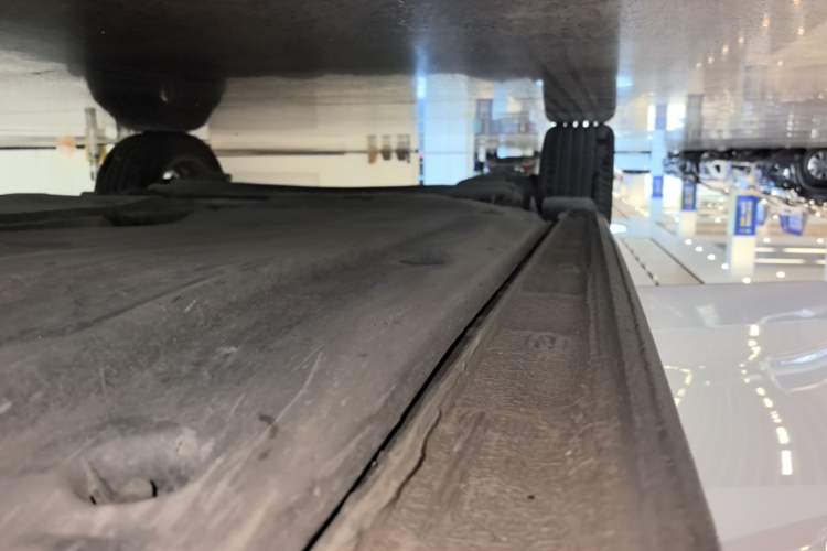 Used Volkswagen Bora 2021 1.5L Automatic Comfort Smart Connect Edition Right Side Sill