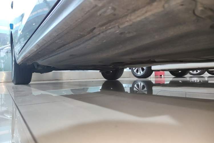 Used Volkswagen Bora 2021 1.5L Automatic Fashionable Smart Connectivity Version Right Side Sill