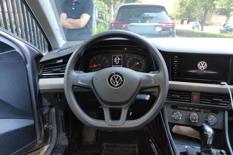 Used Volkswagen Bora 2021 1.5L Automatic Fashionable Smart Connectivity Version Steering Wheel