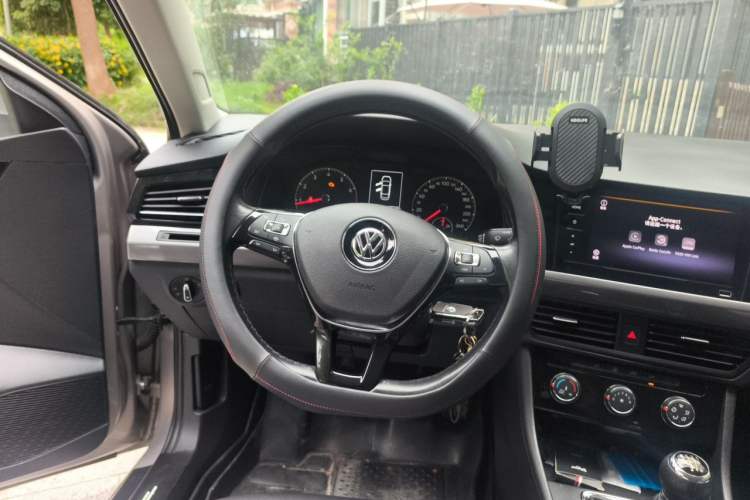 Used Volkswagen Bora 2021 1.5L Manual Comfort Smart Connect Edition Steering Wheel