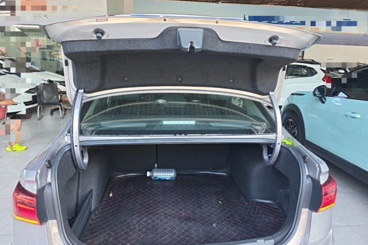 Used Volkswagen Bora 2021 1.5L Automatic Comfort Smart Connect Edition Trunk