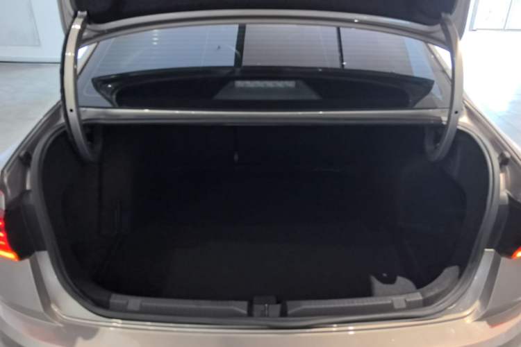 Used Volkswagen Bora 2021 1.5L Automatic Comfort Smart Connect Edition Trunk