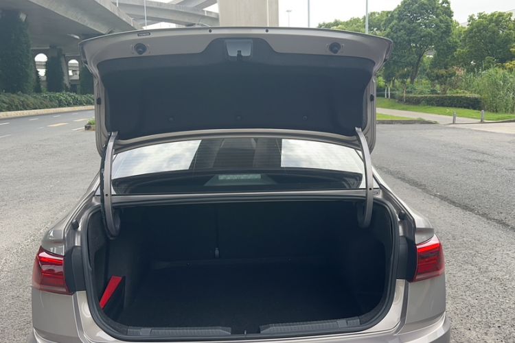 Used Volkswagen Bora 2021 1.5L Automatic Fashionable Smart Connectivity Version Trunk
