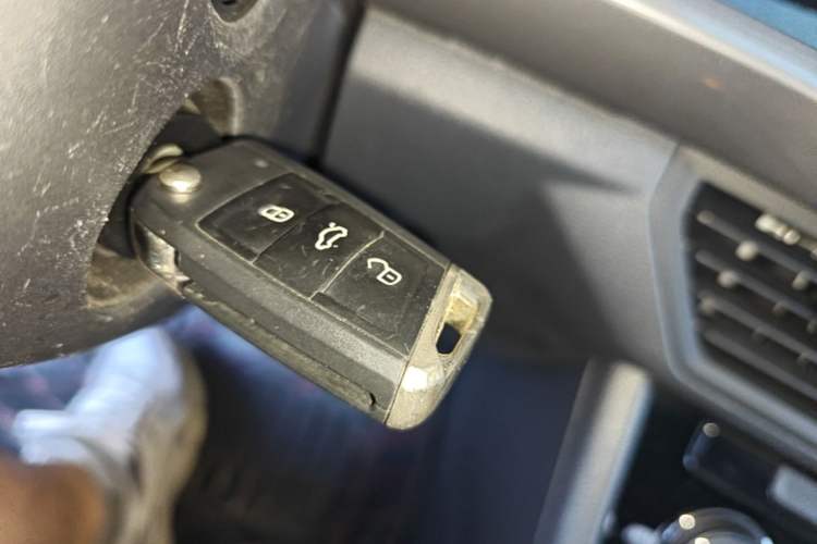 Used Volkswagen Bora 2021 1.5L Automatic Comfort Smart Connect Edition Vehicle Key