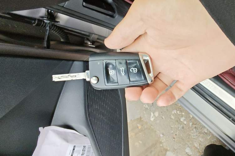 Used Volkswagen Bora 2021 1.5L Automatic Comfort Smart Connect Edition Vehicle Key