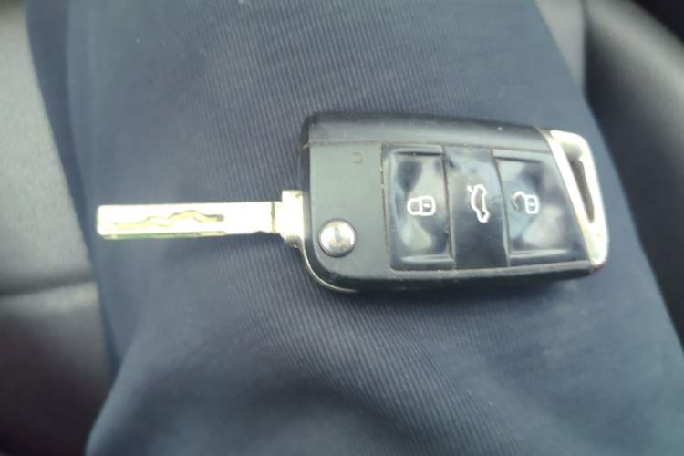 Used Volkswagen Bora 2021 1.5L Automatic Comfort Smart Connect Edition Vehicle Key
