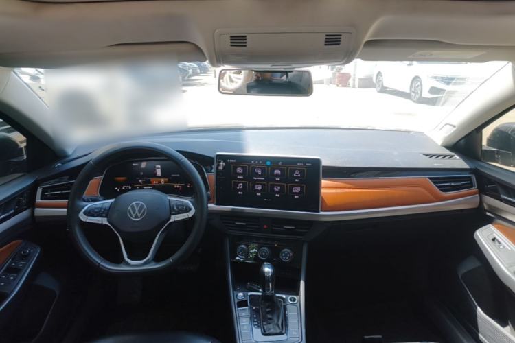 Used Volkswagen Bora 2023 200TSI DSG Enjoyment Edition Center Console