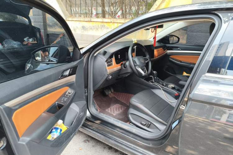 Used Volkswagen Bora 2023 200TSI DSG YueXing PRO Edition Driver Seat