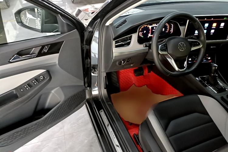Used Volkswagen Bora 2023 280TSI DSG Prestige Edition Driver Seat