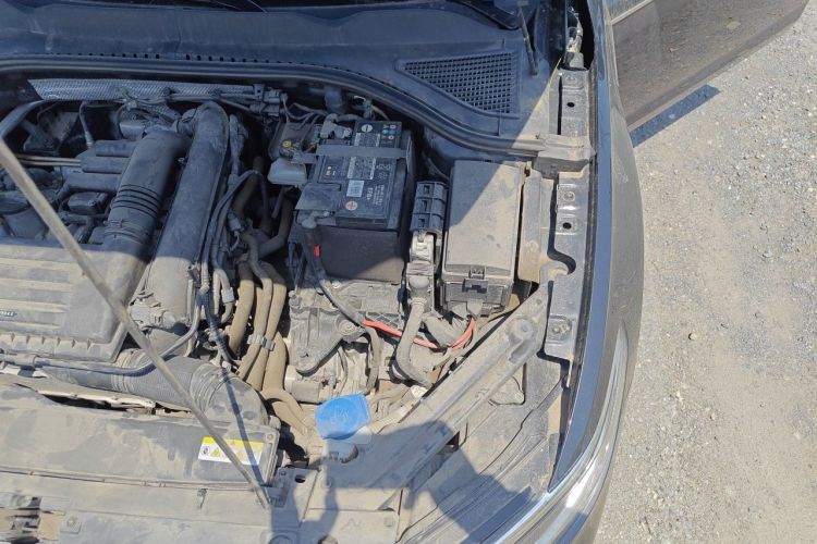 Used Volkswagen Bora 2023 200TSI DSG YueXing PRO Edition Engine Bay Left