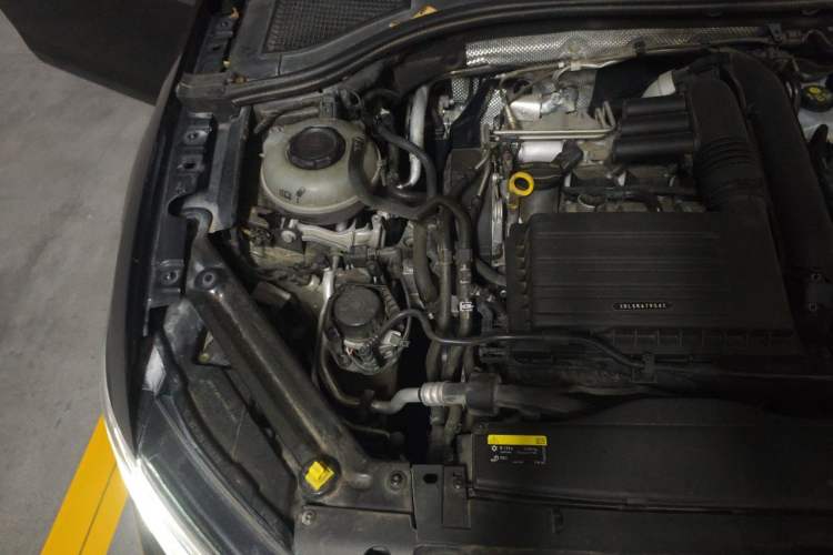 Used Volkswagen Bora 2023 200TSI DSG SmartDrive PRO Edition Engine Bay Right