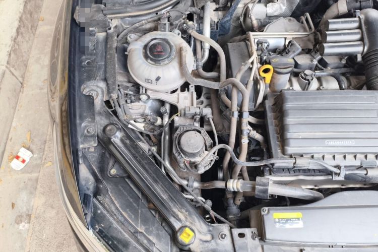Used Volkswagen Bora 2023 200TSI DSG YueXing PRO Edition Engine Bay Right