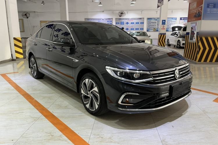 Used Volkswagen Bora 2023 200TSI DSG SmartDrive PRO Edition Exterior 2