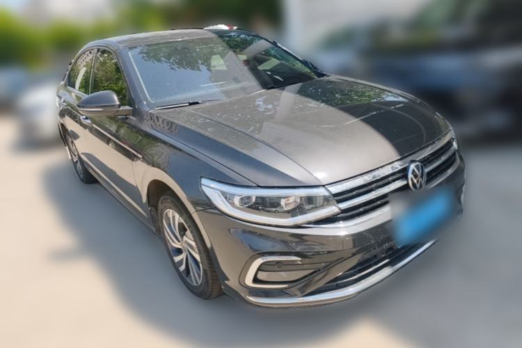 Used Volkswagen Bora 2023 200TSI DSG Enjoyment Edition Front Right 45 Deg