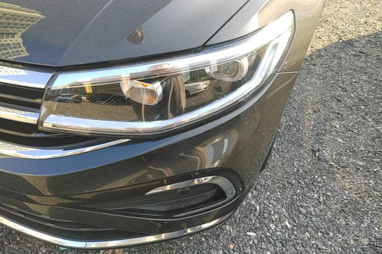 Used Volkswagen Bora 2023 300TSI DSG Prestige Edition Left Front Headlight