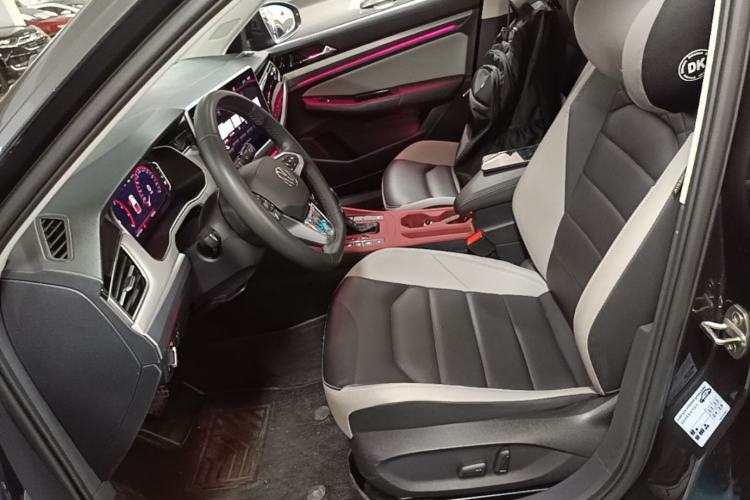 Used Volkswagen Bora 2023 300TSI DSG Prestige Edition Left Front Seat