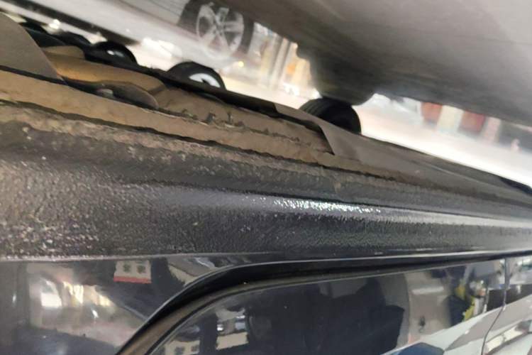 Used Volkswagen Bora 2023 300TSI DSG Prestige Edition Left Side Sill