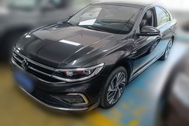 Used Volkswagen Bora 2023 300TSI DSG Prestige Edition