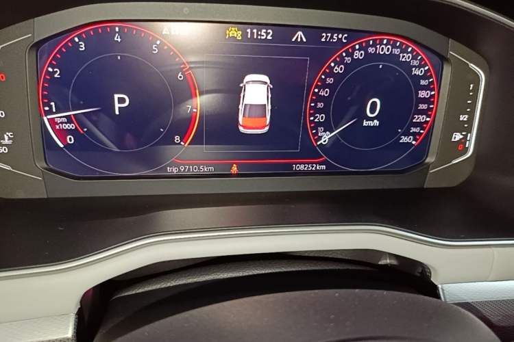 Used Volkswagen Bora 2023 300TSI DSG Prestige Edition Odometer Close Up