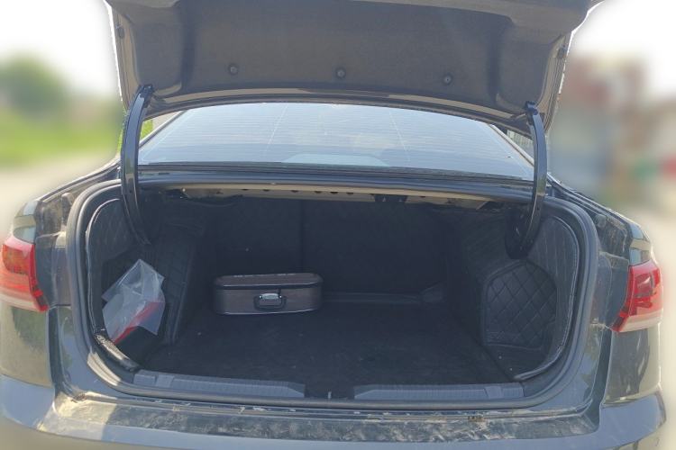 Used Volkswagen Bora 2023 200TSI DSG YueXing PRO Edition Trunk