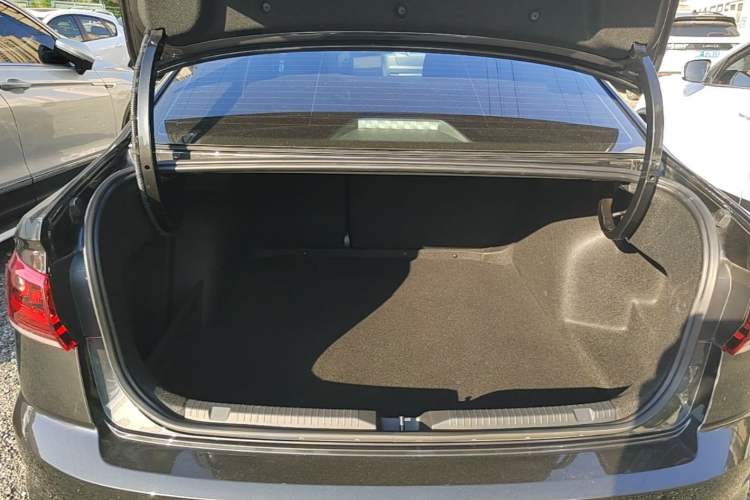 Used Volkswagen Bora 2023 300TSI DSG Prestige Edition Trunk