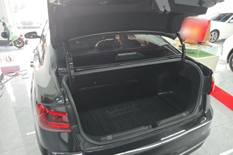Used Volkswagen Bora 2023 300TSI DSG Prestige Edition Trunk