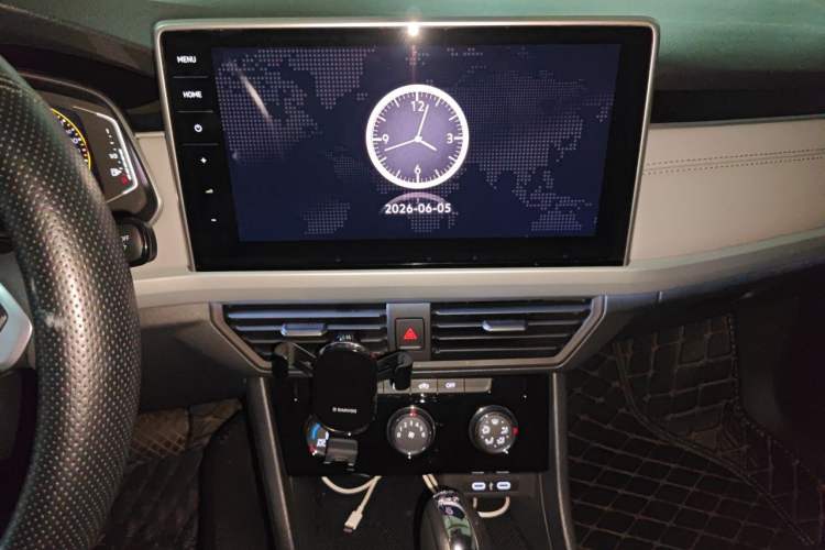 Used Volkswagen Bora 2023 200TSI DSG SmartDrive PRO Edition Audio And AC Panel