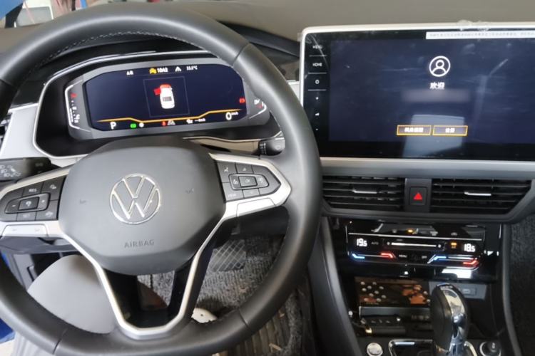 Used Volkswagen Bora 2023 280TSI DSG Prestige Edition Center Console
