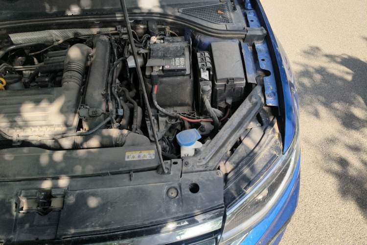 Used Volkswagen Bora 2023 200TSI DSG SmartDrive PRO Edition Engine Bay Left