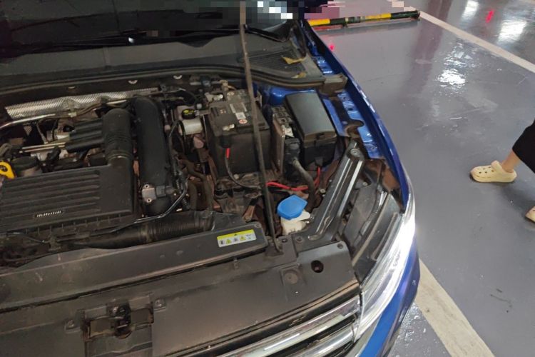 Used Volkswagen Bora 2023 200TSI DSG SmartDrive PRO Edition Engine Bay Left