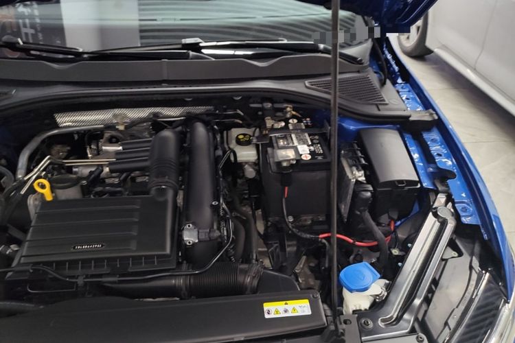 Used Volkswagen Bora 2023 200TSI DSG SmartDrive PRO Edition Engine Bay Left