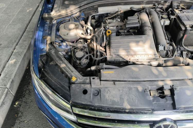 Used Volkswagen Bora 2023 200TSI DSG SmartDrive PRO Edition Engine Bay Right