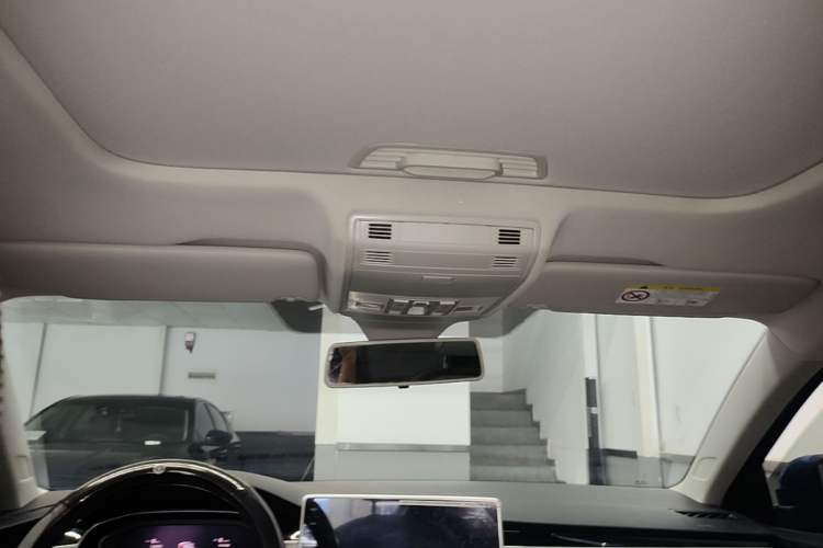 Used Volkswagen Bora 2023 200TSI DSG SmartDrive PRO Edition Headliner