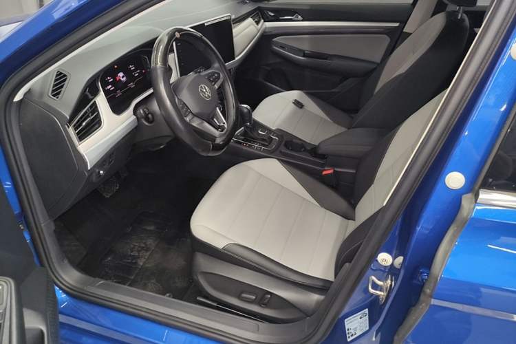 Used Volkswagen Bora 2023 200TSI DSG SmartDrive PRO Edition Left Front Seat