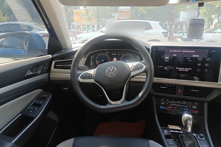 Used Volkswagen Bora 2023 280TSI DSG Prestige Edition Steering Wheel
