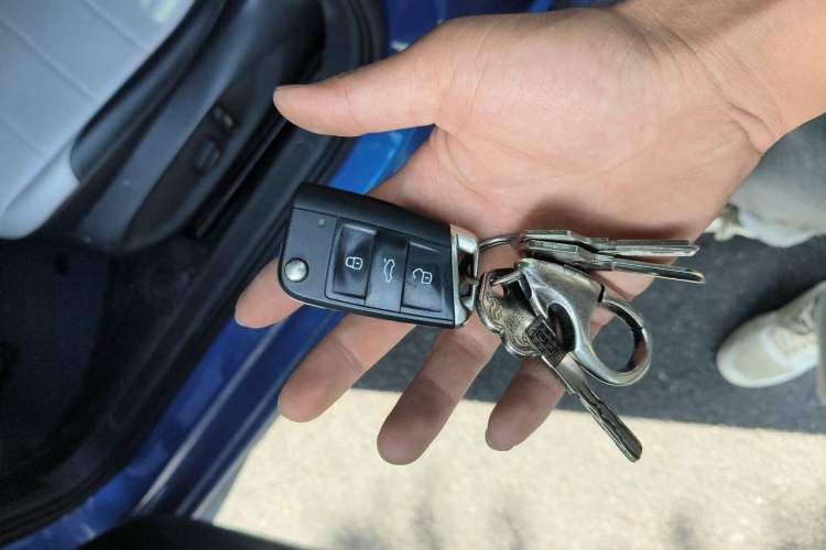 Used Volkswagen Bora 2023 200TSI DSG SmartDrive PRO Edition Vehicle Key
