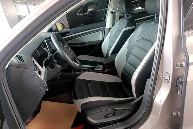 Used Volkswagen Bora 2023 300TSI DSG Prestige Edition Left Front Seat