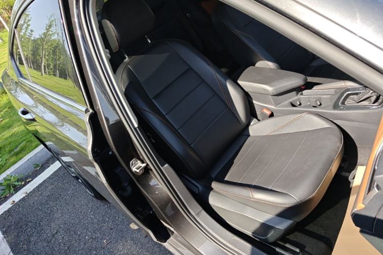 Used Volkswagen Bora 2023 200TSI DSG YueXing PRO Edition Right Front Seat