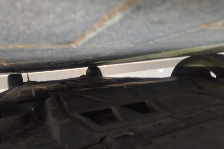 Used Volkswagen Bora 2023 200TSI DSG YueXing PRO Edition Chassis Front Left