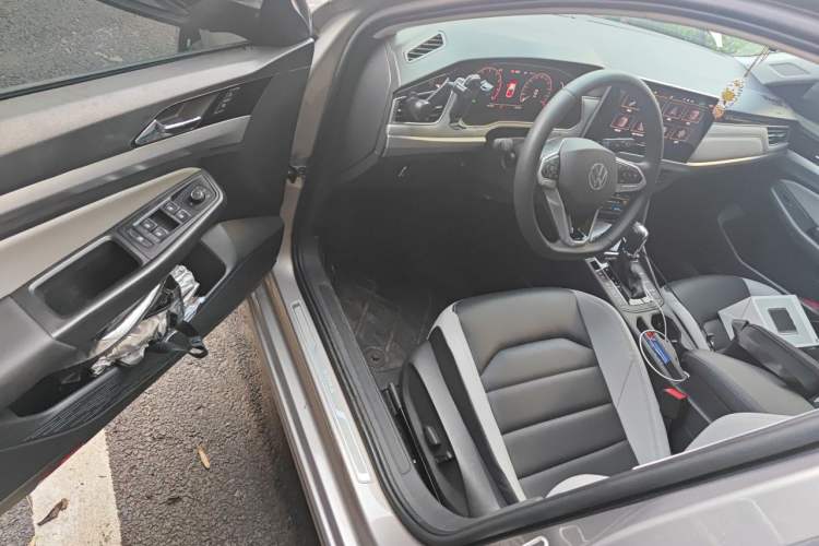 Used Volkswagen Bora 2023 280TSI DSG Prestige Edition Driver Seat