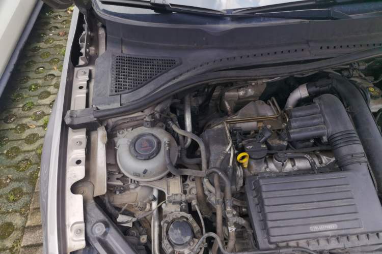 Used Volkswagen Bora 2023 200TSI DSG YueXing PRO Edition Engine Bay Right