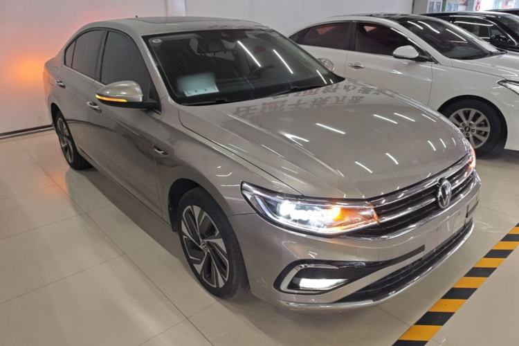 Used Volkswagen Bora 2023 280TSI DSG Prestige Edition Exterior 1