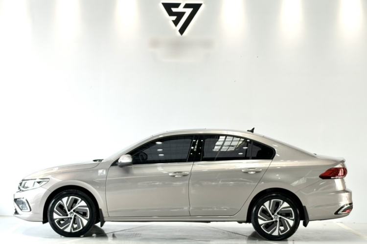 Used Volkswagen Bora 2023 200TSI DSG YueXing PRO Edition Exterior 1