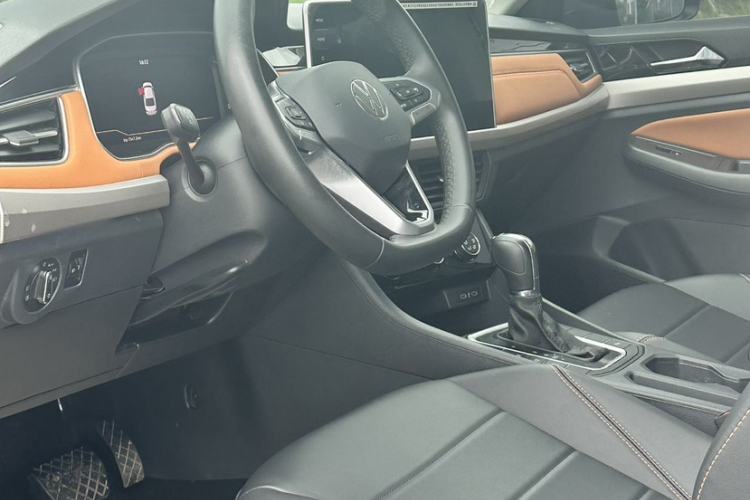 Used Volkswagen Bora 2023 200TSI DSG YueXing PRO Edition Interior 3