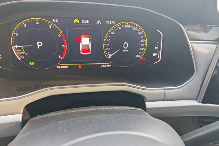 Used Volkswagen Bora 2023 280TSI DSG Prestige Edition Odometer Close Up