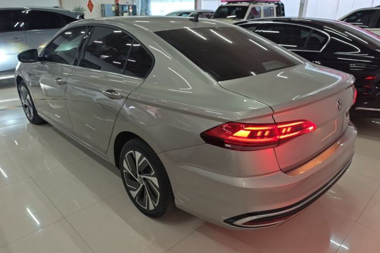 Used Volkswagen Bora 2023 280TSI DSG Prestige Edition Rear Left 45 Deg