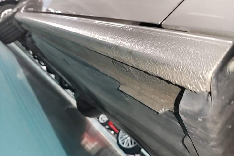Used Volkswagen Bora 2023 300TSI DSG Prestige Edition Right Side Sill