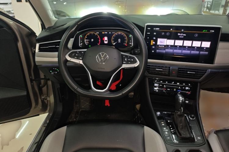 Used Volkswagen Bora 2023 280TSI DSG Prestige Edition Steering Wheel