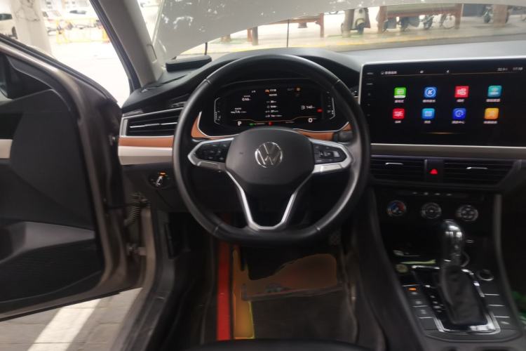 Used Volkswagen Bora 2023 200TSI DSG YueXing PRO Edition Steering Wheel