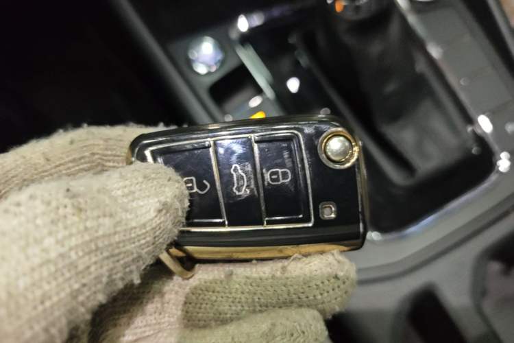Used Volkswagen Bora 2023 280TSI DSG Prestige Edition Vehicle Key
